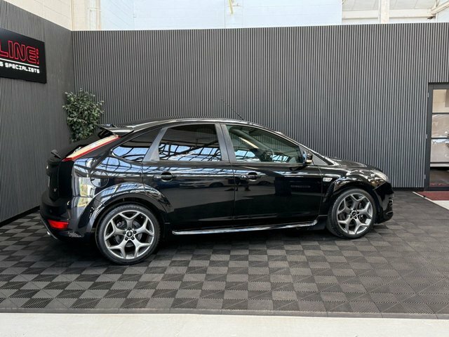 Ford Focus 2010 2.5 Siv St-3 Hatchback 224 Black #5