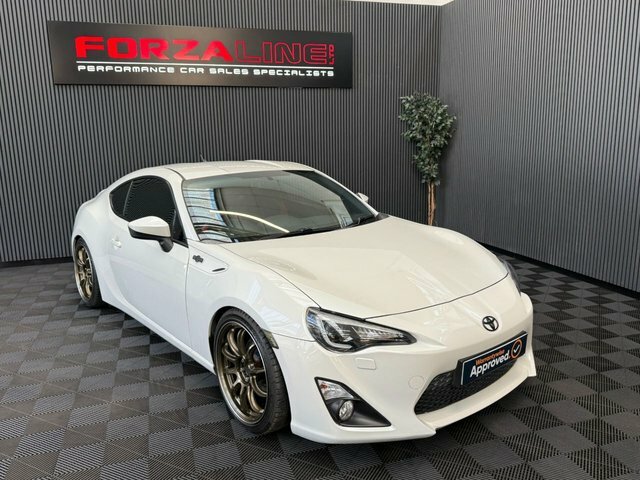 Toyota GT86 2014 2.0 Boxer D-4s Coupe Euro 5 White #2