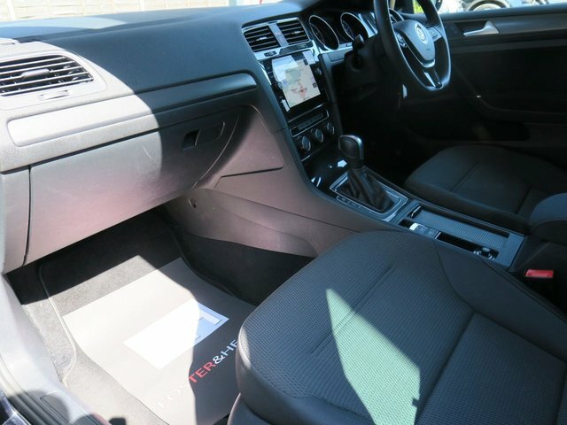 Volkswagen Golf Volkswagen Golf Estate R 2.0 Tsi 4Motion 300Ps 7-S Grey #18