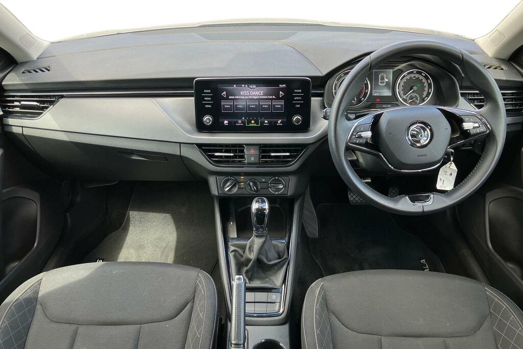 Skoda Scala 1.0 Tsi 110 Se Dsg Silver #3