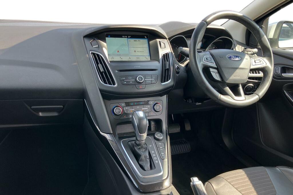 Ford Focus 2.0 Tdci Titanium X Powershift Silver #4