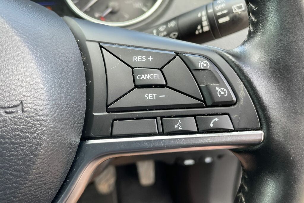 Nissan Qashqai 1.3 Dig-t N-connecta SH19YPM Silver #6