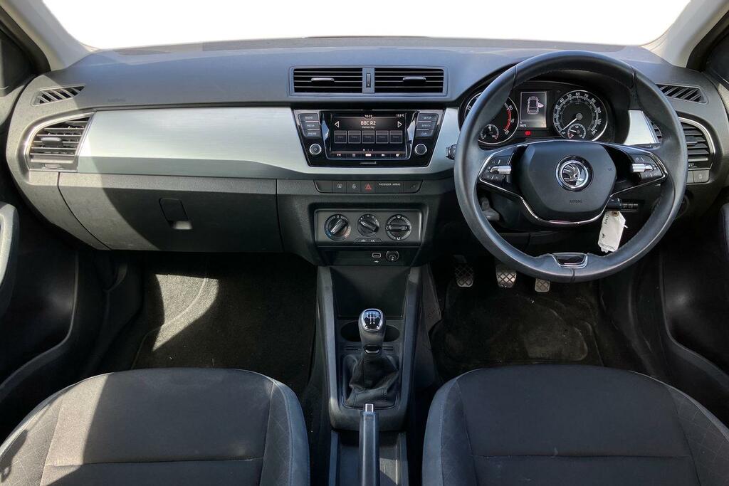Skoda Fabia 1.0 Tsi Se Grey #3