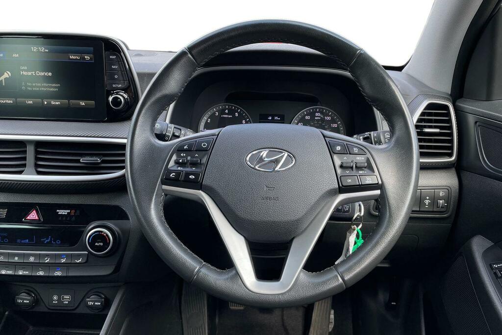 Hyundai Tucson 1.6 Gdi Se Nav 2Wd SG68WMW White #5