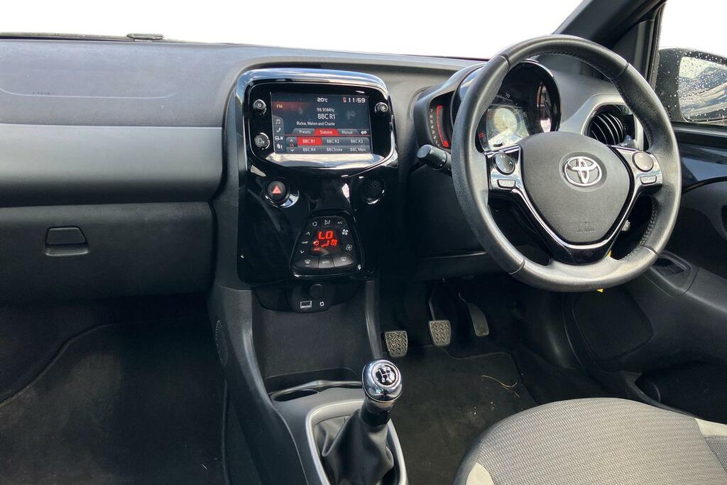 Toyota Aygo 1.0 Vvt-i X-trend Tss WF71DAA Black #4