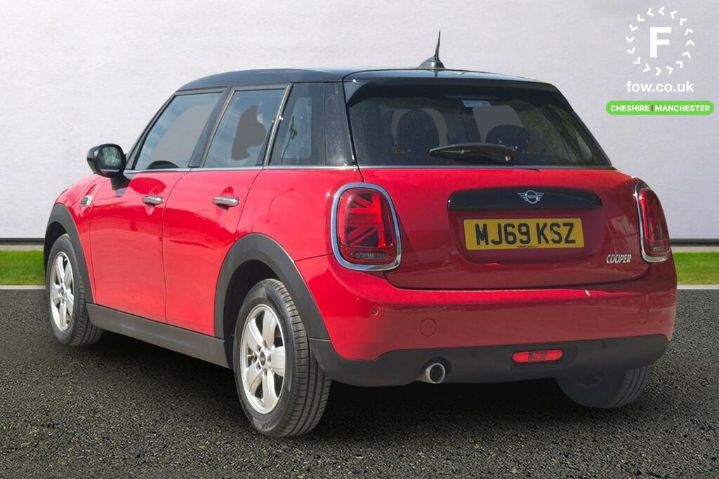 Mini Hatch 1.5 Cooper Classic II Comfortnav Pack MJ69KSZ Red #2