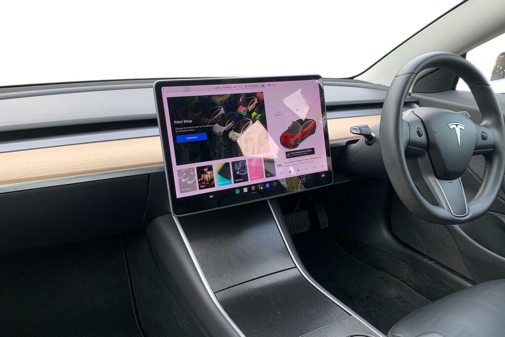 Tesla Model 3 Standard Plus LJ69XYK Red #4