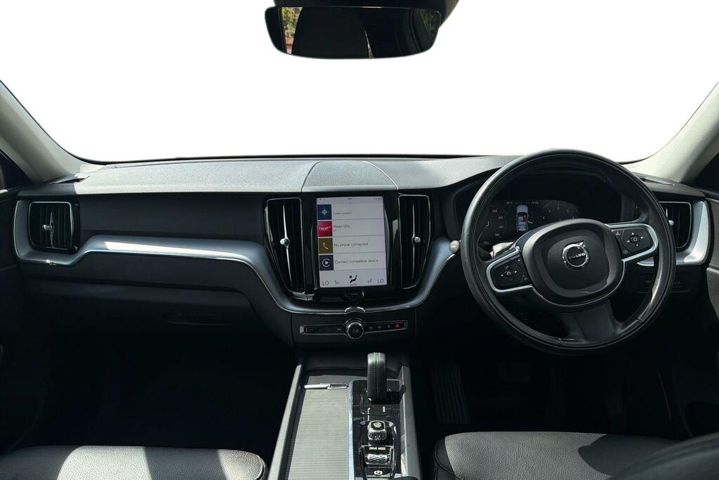 Volvo XC60 2.0 B5p 250 Momentum Geartronic EO21OGL Grey #3