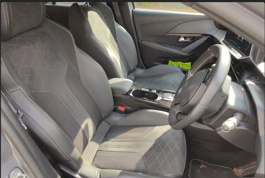 Peugeot e-208 100Kw Gt Premium 50Kwh Grey