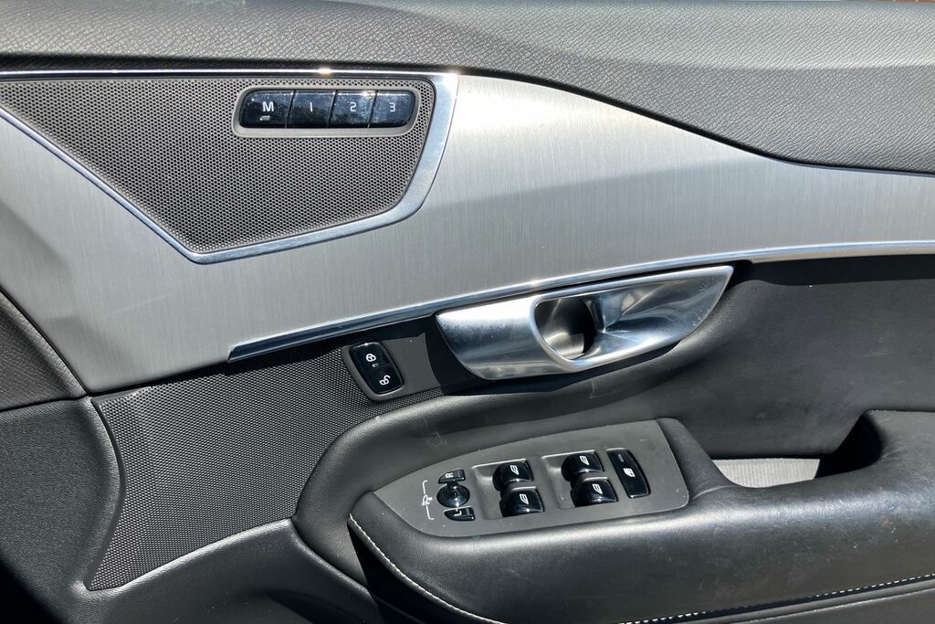 Volvo XC90 2.0 Xc90 Momentum Pro B5 Awd 4Wd Grey #22