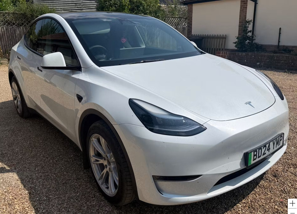 Tesla Model Y Long Range Awd White