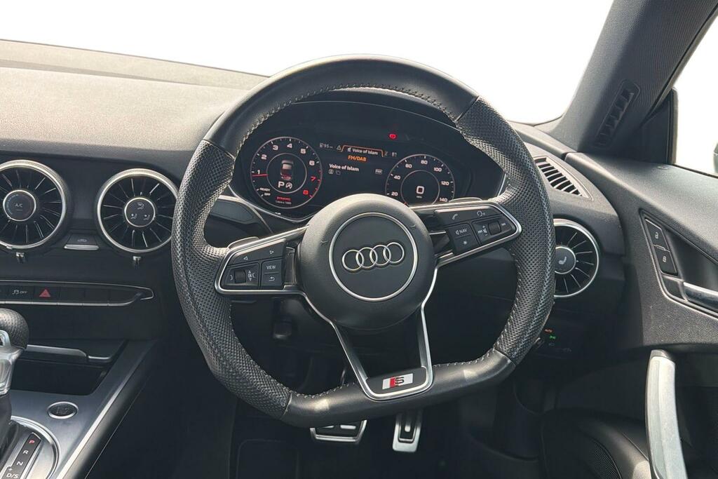 Audi TT 40 Tfsi Black Edition S Tronic MK73DZT White #5