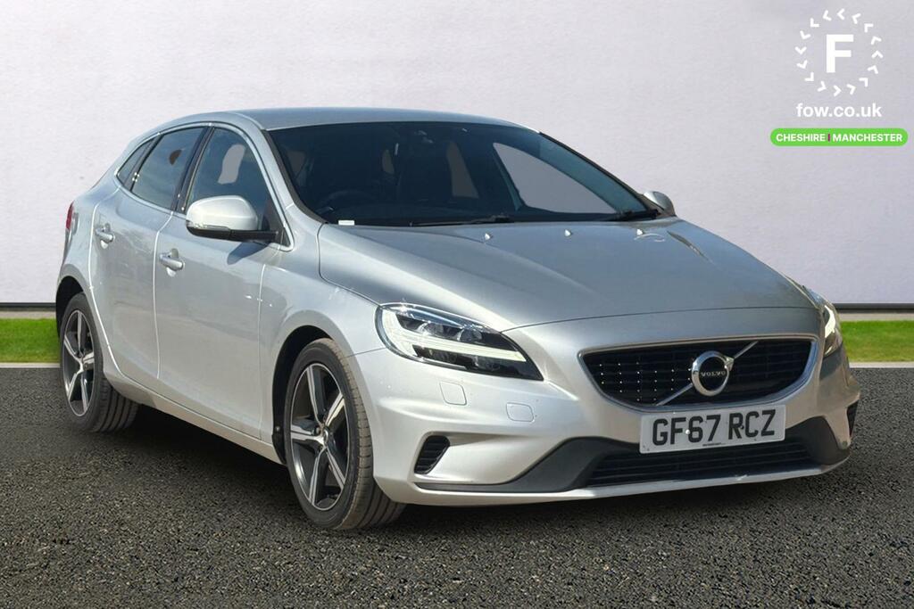 Volvo V40 T2 122 R Design Silver