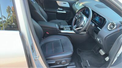 Mercedes-Benz EQA Eqa 250 140Kw Amg Line Premium 66.5Kwh Silver #4