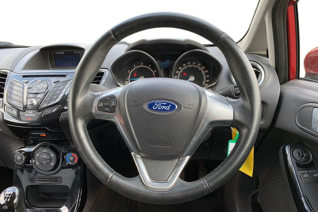 Ford Fiesta 1.25 82 Zetec Red #5