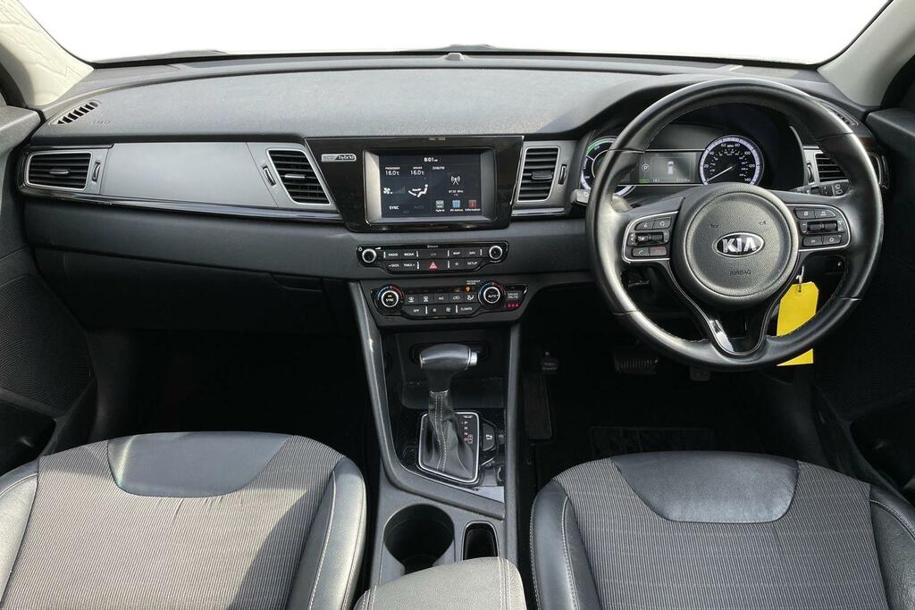 Kia Niro 1.6 Gdi Hybrid 2 Dct White #3