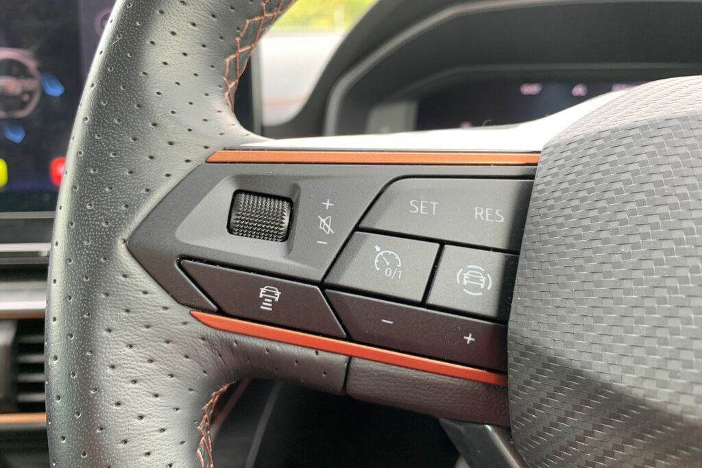 Cupra Formentor 1.5 Tsi 150 V1 PY22NWL Blue #6