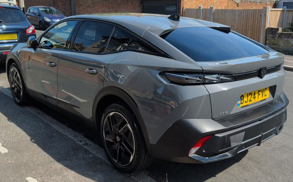 Peugeot 408 1.2 Puretech Gt Eat8 Grey #4