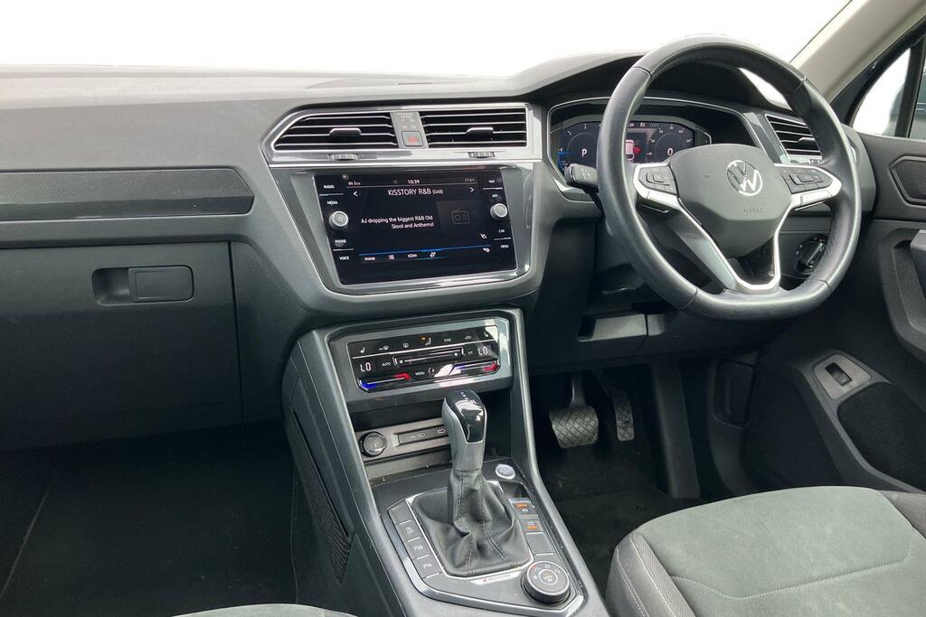 Volkswagen Tiguan 2.0 Tdi 4Motion Elegance Dsg Grey #4