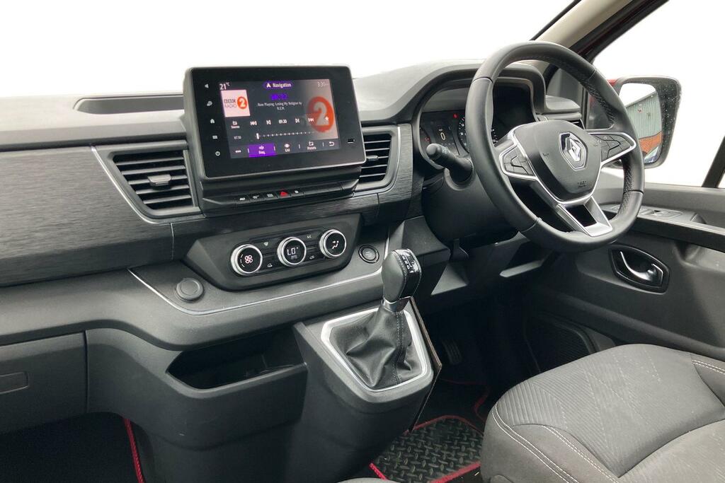 Renault Trafic Ll30 Blue Dci 170 Sport Crew Van Edc MJ73KAX Red #4