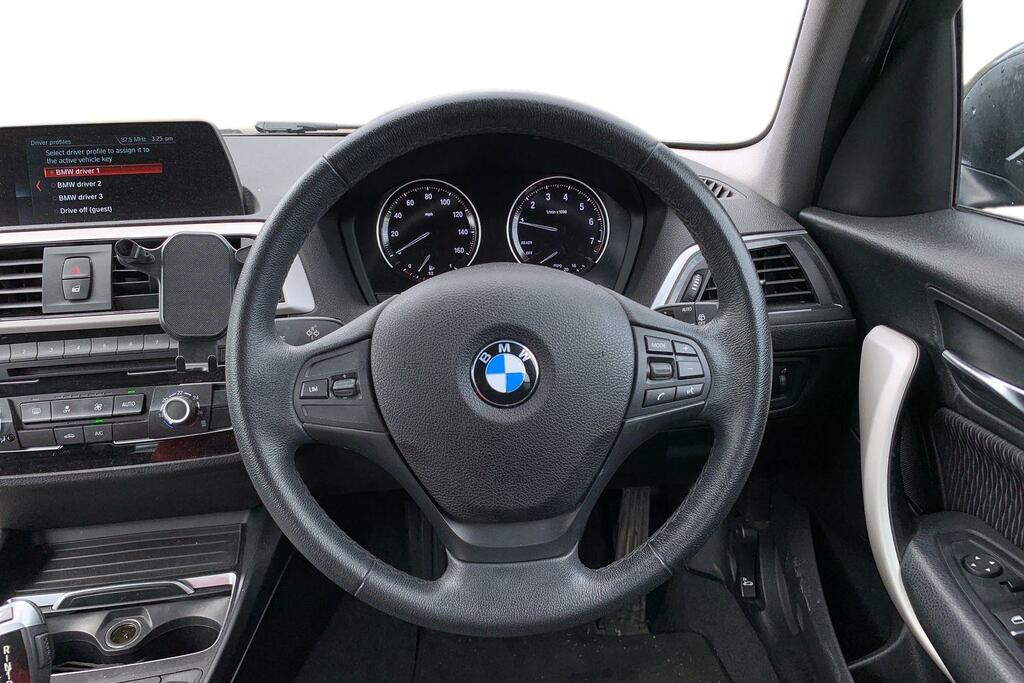 BMW 1 Series 118I 1.5 Se Navservotronic Step NC68YZU Grey #5