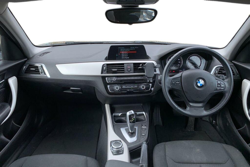 BMW 1 Series 118I 1.5 Se Navservotronic Step NC68YZU Grey #3