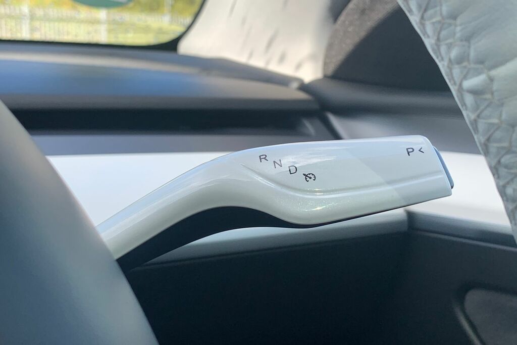 Tesla Model Y Long Range Awd BV72AUO White #6