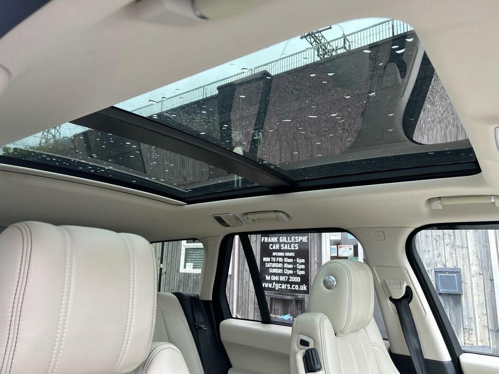 Land Rover Range Rover Tdv6 Vogue 5-Door Black #18