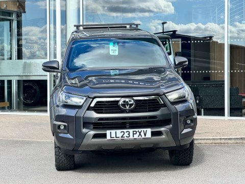 Toyota HILUX Invincible X 4Wd Grey #2