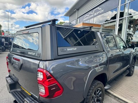 Toyota HILUX Invincible X Dcab Pick Up 2.8 D-4d Brown #10