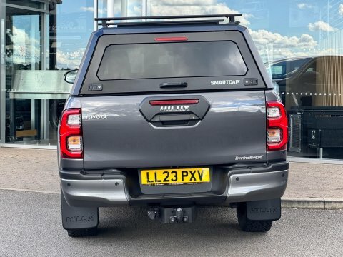 Toyota HILUX Invincible X 4Wd Grey #6