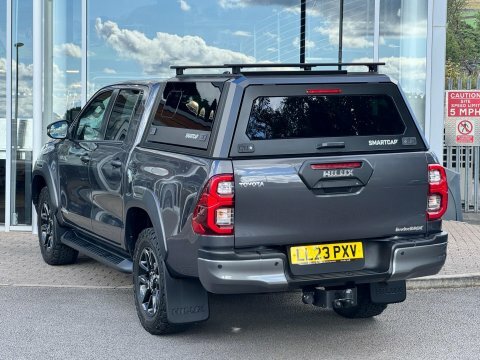 Toyota HILUX Invincible X 4Wd Grey #5