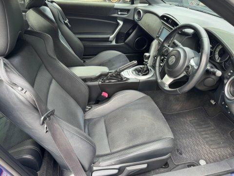 Toyota GT86 2.0 Boxer D-4s Coupe 200 Ps White #16