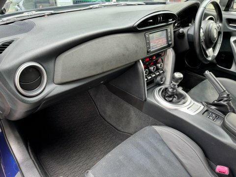 Toyota GT86 2.0 Boxer D-4s Coupe 200 Ps White #15