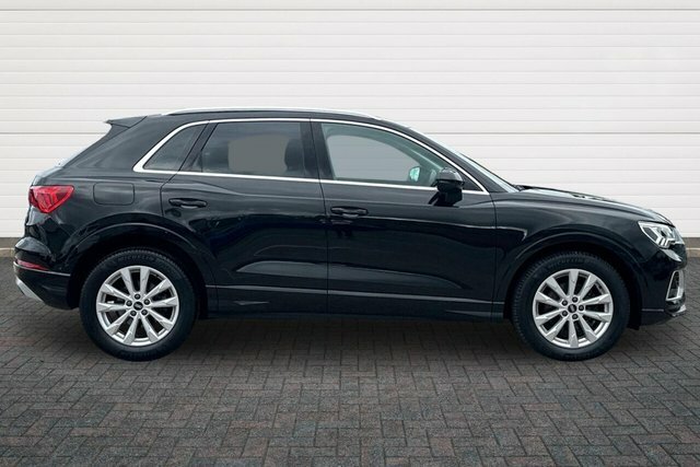 Audi Q3 Tdi 35 Sport Suv Black #2