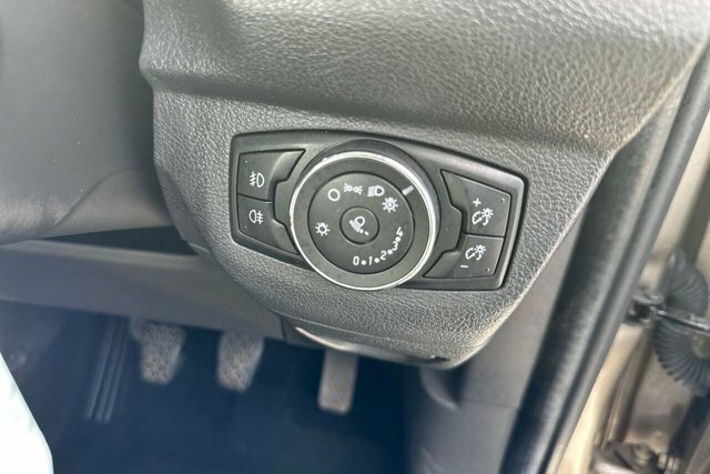 Ford Tourneo Courier Tourneo Courier Zetec Black #40