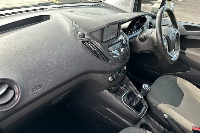 Ford Tourneo Courier Tourneo Courier Zetec Black #15