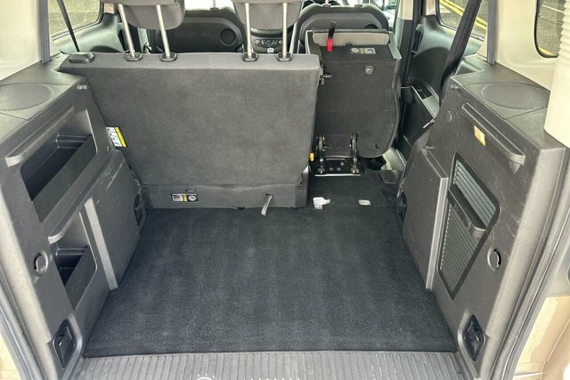 Ford Tourneo Courier Tourneo Courier Zetec Black #33