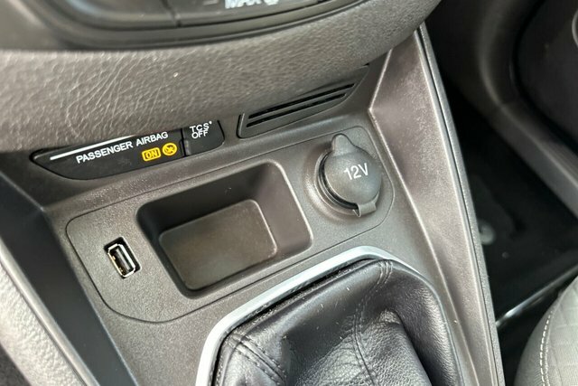 Ford Tourneo Courier Tourneo Courier Zetec Black #26