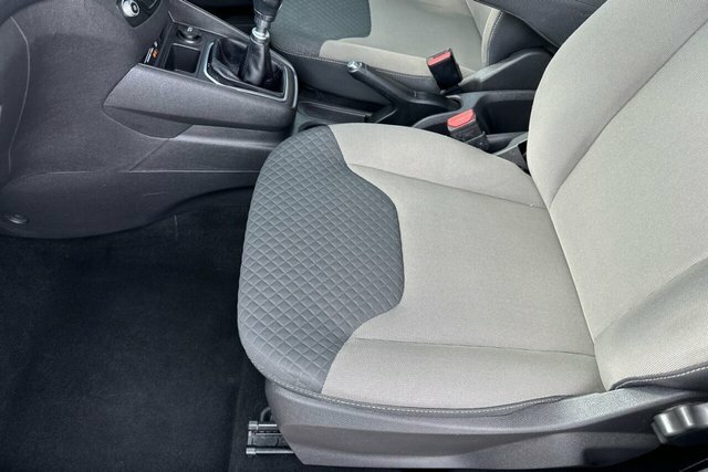 Ford Tourneo Courier Tourneo Courier Zetec Black #25
