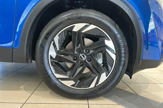 Nissan Qashqai 1.3 Dig-t Mh Tekna Blue #9