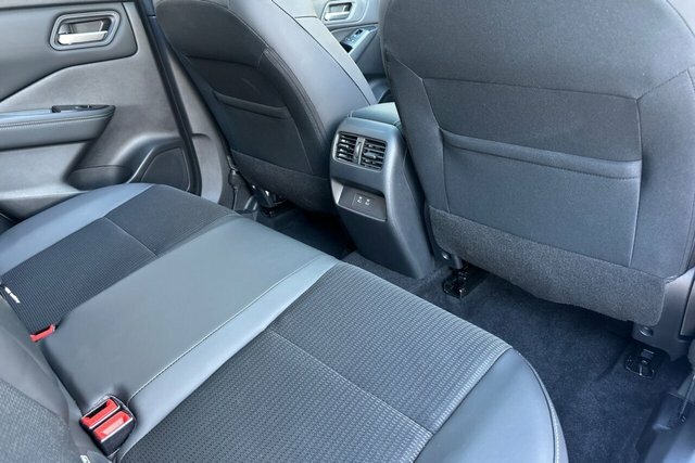 Nissan Qashqai 1.3 Dig-t Mh Tekna Blue #35