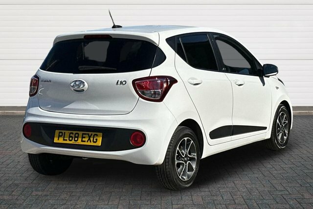 Hyundai I10 Go Se Hatchback White #3
