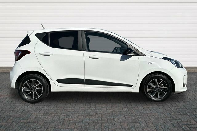 Hyundai I10 Go Se Hatchback White #2