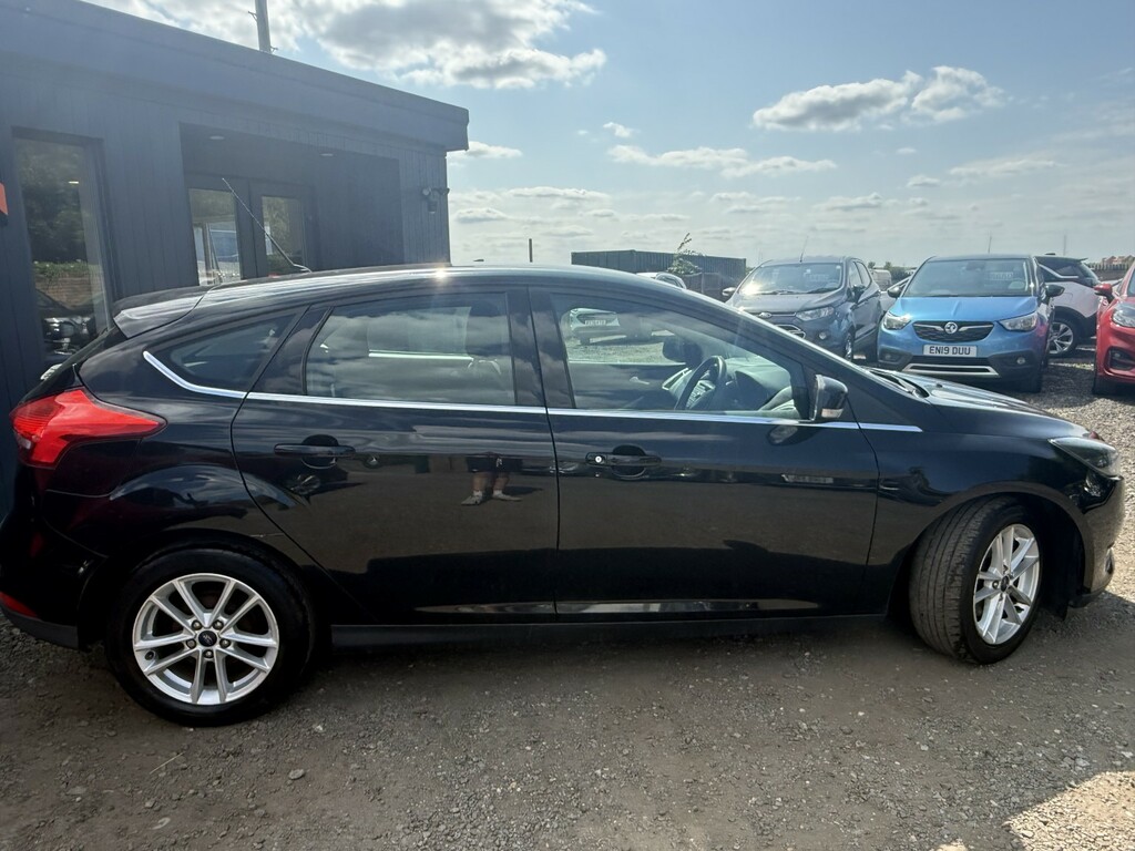 Ford Focus 1.0T Ecoboost Zetec Hatchback Eu Black #3