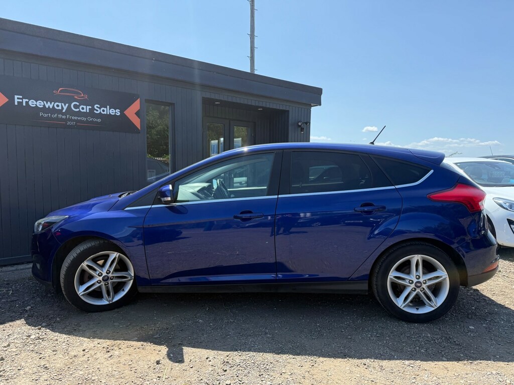 Ford Focus Hatchback 1.0T Ecoboost Zetec Edition Hatchback Blue #2
