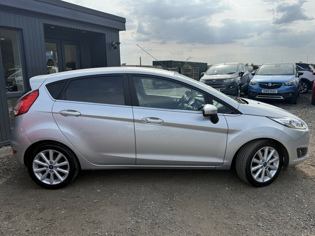 Ford Fiesta Hatchback 1.0T Ecoboost Titanium Hatchback Pet AX16ORG Silver #2