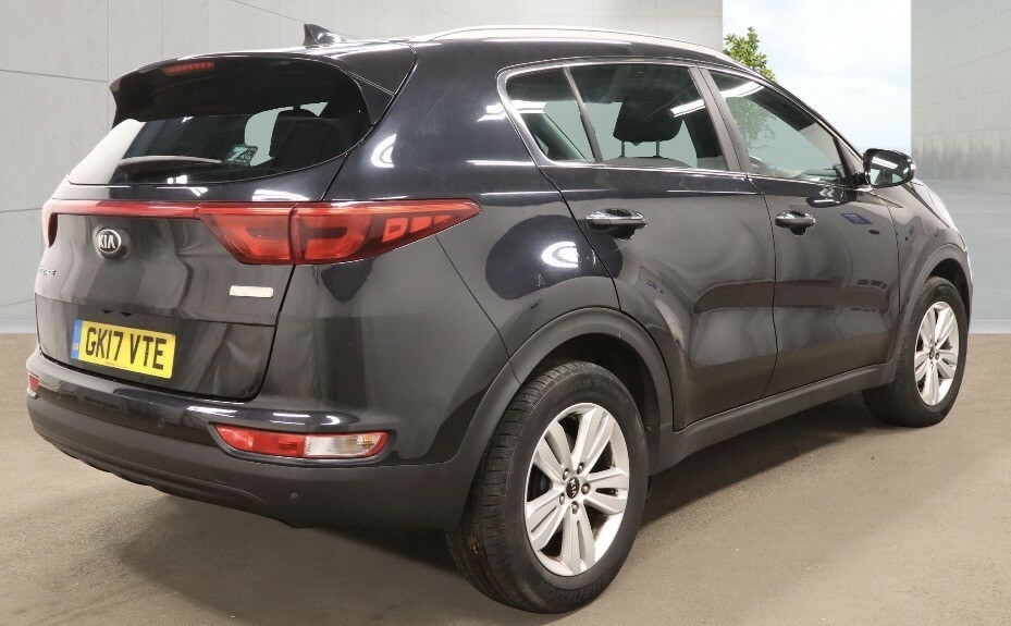 Kia Sportage 1.6 Gdi 2 Suv Euro 6 Ss 130 Black #3