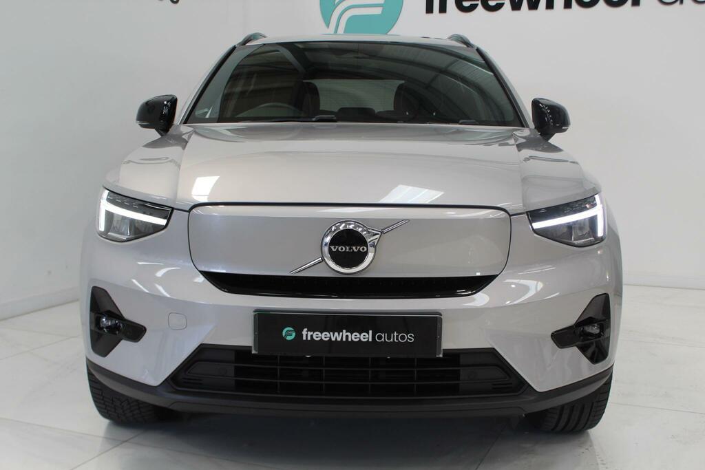 Volvo XC40 Plus Silver #2