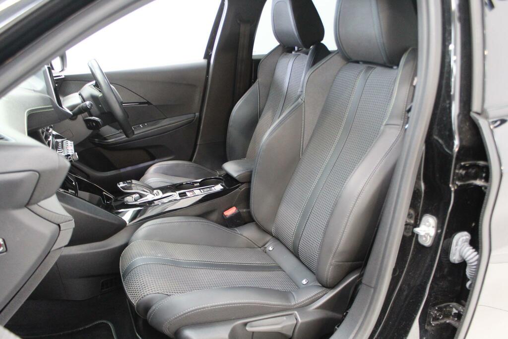 Peugeot e-208 50Kwh Gt Hatchback 136 Ps  #10